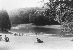 Glen Echo lawn and pond